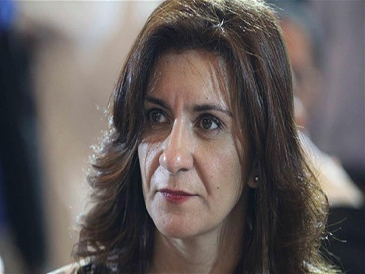 نبيلة مكرم توضح موقف الجالية المصرية في قطر بعد قرار قطع العلاقات  