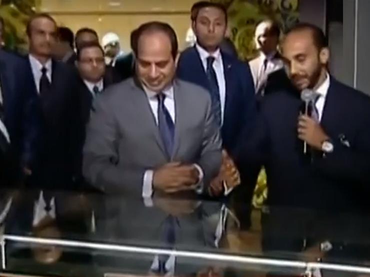 الرئيس السيسي يتفقد مكتبة الإسكندرية ضمن فعاليات مؤتمر الشباب - فيديو