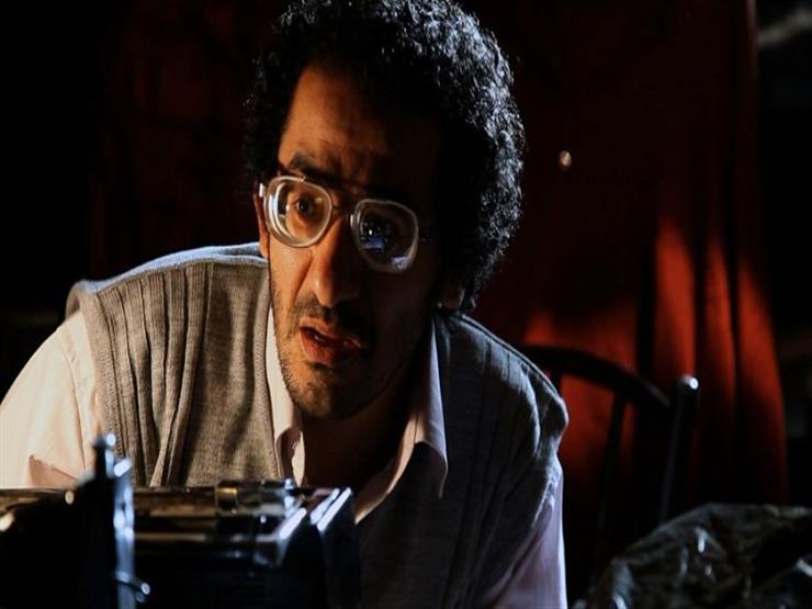 أول تعليق من أحد مخرجي "18 يوم" على انتشار فيلمه على "يوتيوب" أول تعليق من أحد مخرجي "18 يوم" على انتشار فيلمه على "يوتيوب"