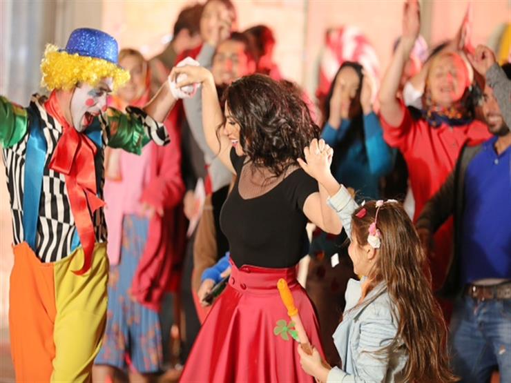 ديانا حداد تطرح "نايمة بالعسل" ديانا حداد تطرح "نايمة بالعسل"