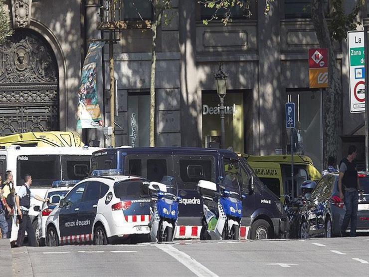 إصابة 7 بينهم ضابط شرطة في هجوم إرهابي في كامبريلس بأسبانيا 