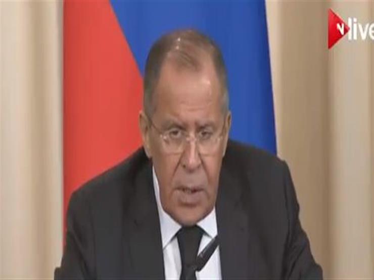 وزير الخارجية الروسي يعلق على استناف الرحلات بين مصر وروسيا 