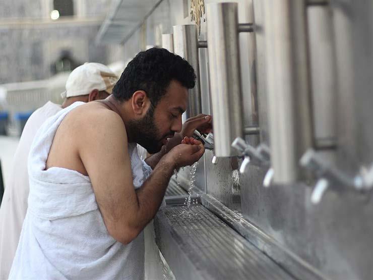 "سقيا زمزم" سبيل يمد زوار المسجد النبوي بخير ماء على وجه الأرض