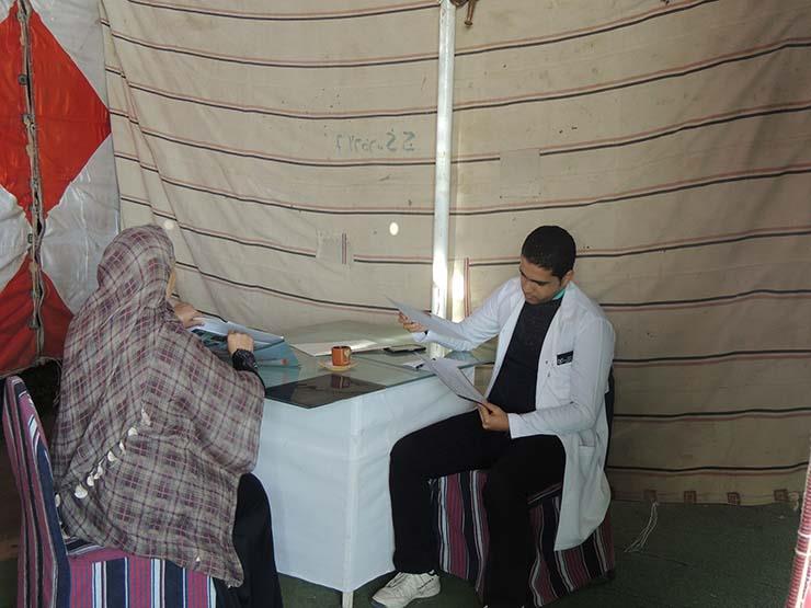 قوافل الداخلية الطبية تجوب القرى الأكثر احتياجاً