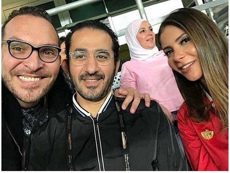 أحمد حلمي ومنى زكي يجمعان تبرعات باستاد هزاع بن زايد أحمد حلمي ومنى زكي يجمعان تبرعات باستاد هزاع بن زايد
