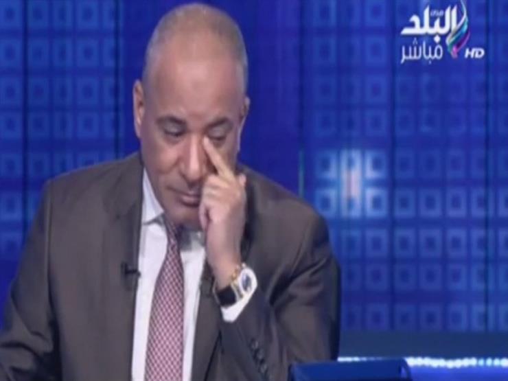 أحمد موسى يبكي على الهواء بسبب تصريحات وزير التنمية المحلية