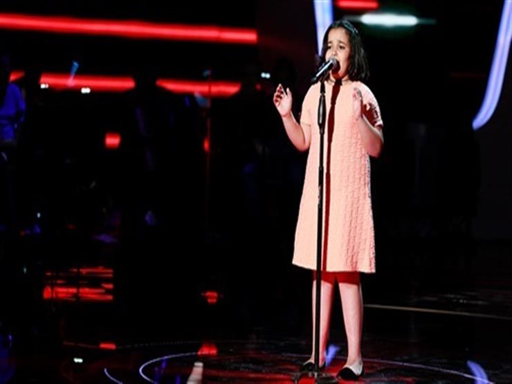 أشرقت أحمد تتفوق على متسابقي "The Voice Kids" وتنتقل للعروض المباشرة