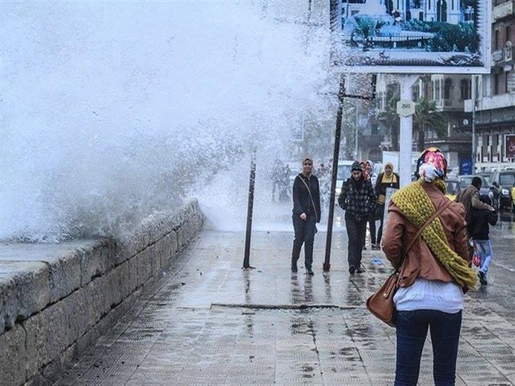 رئيس هيئة الأرصاد الجوية يُحذر من غرق شواطئ الإسكندرية