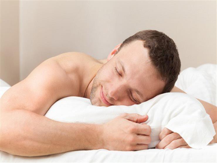  مفيد لمرضى الضغط.. 7 فوائد لا تتوقعها للنوم بدون ملابس