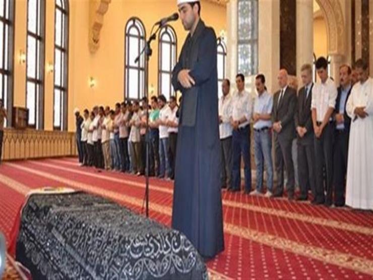 ما حكم صلاة الجنازة في المسجد.. وهل نصلي السنة أولًا؟ .. الإفتاء تجيب ما حكم صلاة الجنازة في المسجد.. وهل نصلي السنة أولًا؟ .. الإفتاء تجيب