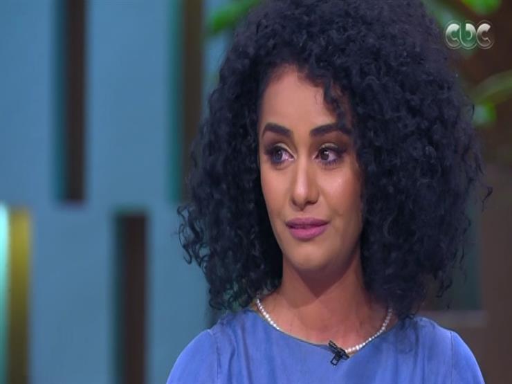 بطلة SNL باكية: "اتحرمت من ماما في صغري ودخلت مجال الإعلانات عشان تشوفني"
