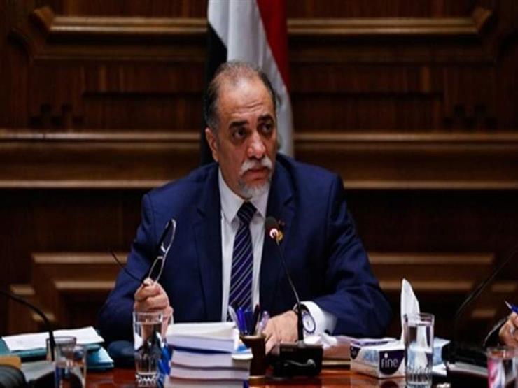 رسميا.. "دعم مصر" يسلم التعديلات الدستورية لرئيس البرلمان رسميا.. "دعم مصر" يسلم التعديلات الدستورية لرئيس البرلمان