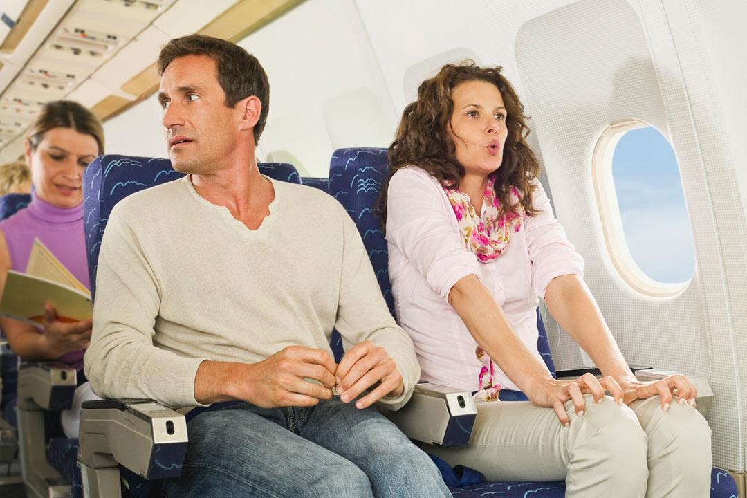 اضطرابات نفسية على مقعد الطائرة.. هكذا يصبح السفر أزمة