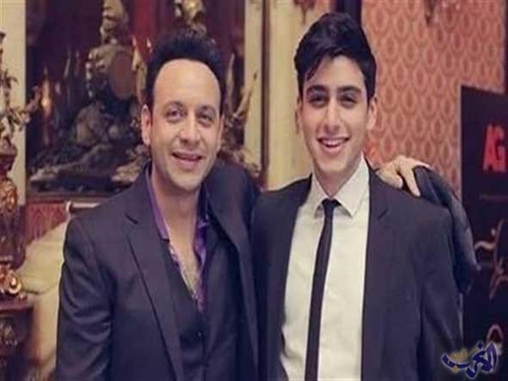 أول ظهور لنجل مصطفى قمر في"فارس بلا جواز" أول ظهور لنجل مصطفى قمر في"فارس بلا جواز"
