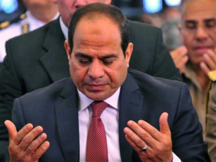 السيسي يؤدي صلاة الجمعة بمسجد الصحابة بشرم الشيخ السيسي يؤدي صلاة الجمعة بمسجد الصحابة بشرم الشيخ