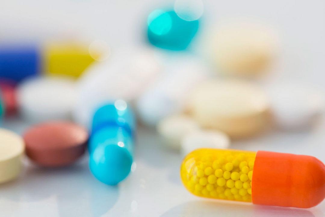 FDA تصدر بيانا حول ضمان جودة الأدوية المركبة