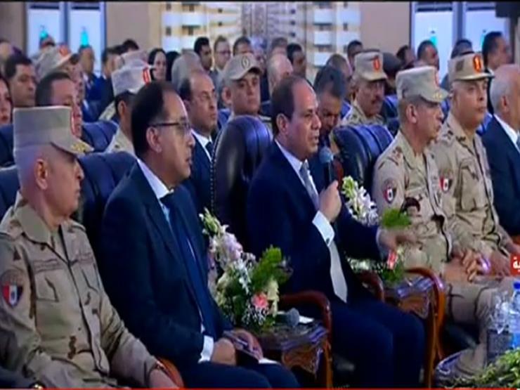 السيسي لمحافظ الإسكندرية: قولي دخلك كام؟ السيسي لمحافظ الإسكندرية: قولي دخلك كام؟