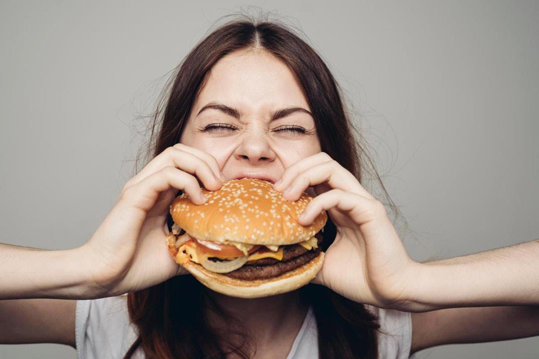 لماذا نشعر بالجوع الشديد بعد فقدان الوزن؟