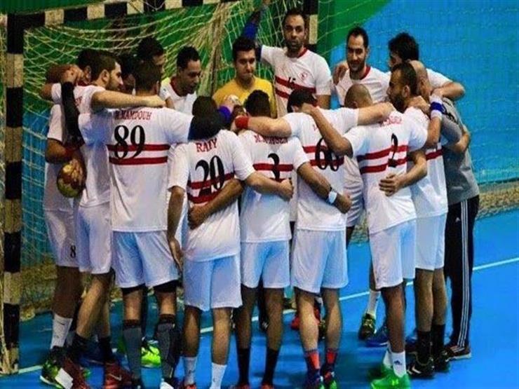 الزمالك: فريق اليد لم يحصل على مستحقاته منذ 10 أشهر.. و65 مليون لحل أزمته مع السلة والطائرة الزمالك: فريق اليد لم يحصل على مستحقاته منذ 10 أشهر.. و65 مليون لحل أزمته مع السلة والطائرة