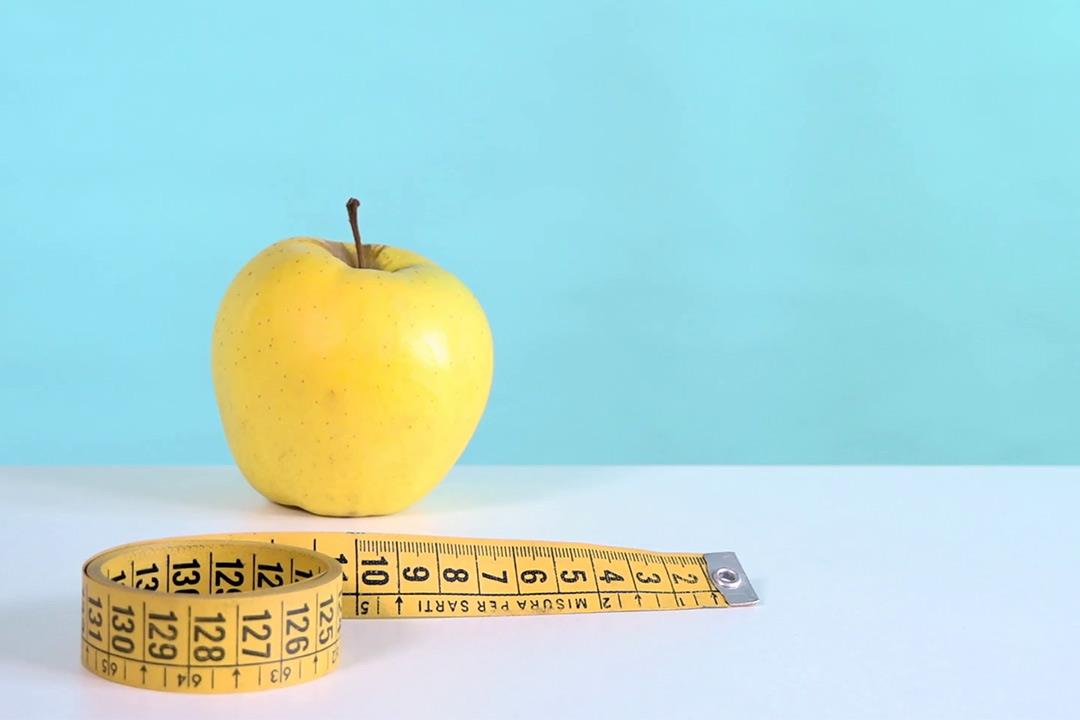 لماذا التفاح الفاكهة الأنسب لإنقاص الوزن؟