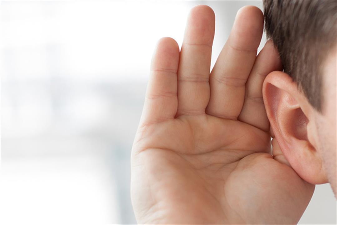 لماذا يحدث فقدان السمع المفاجئ وهل يمكن علاجه؟