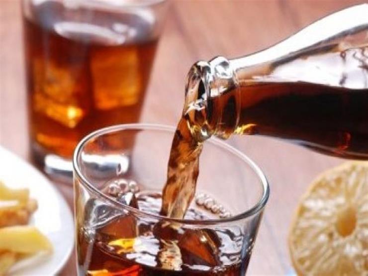 استشاري تغذية يحذر من الشاي والمشروبات الغازية في رمضان - فيديو