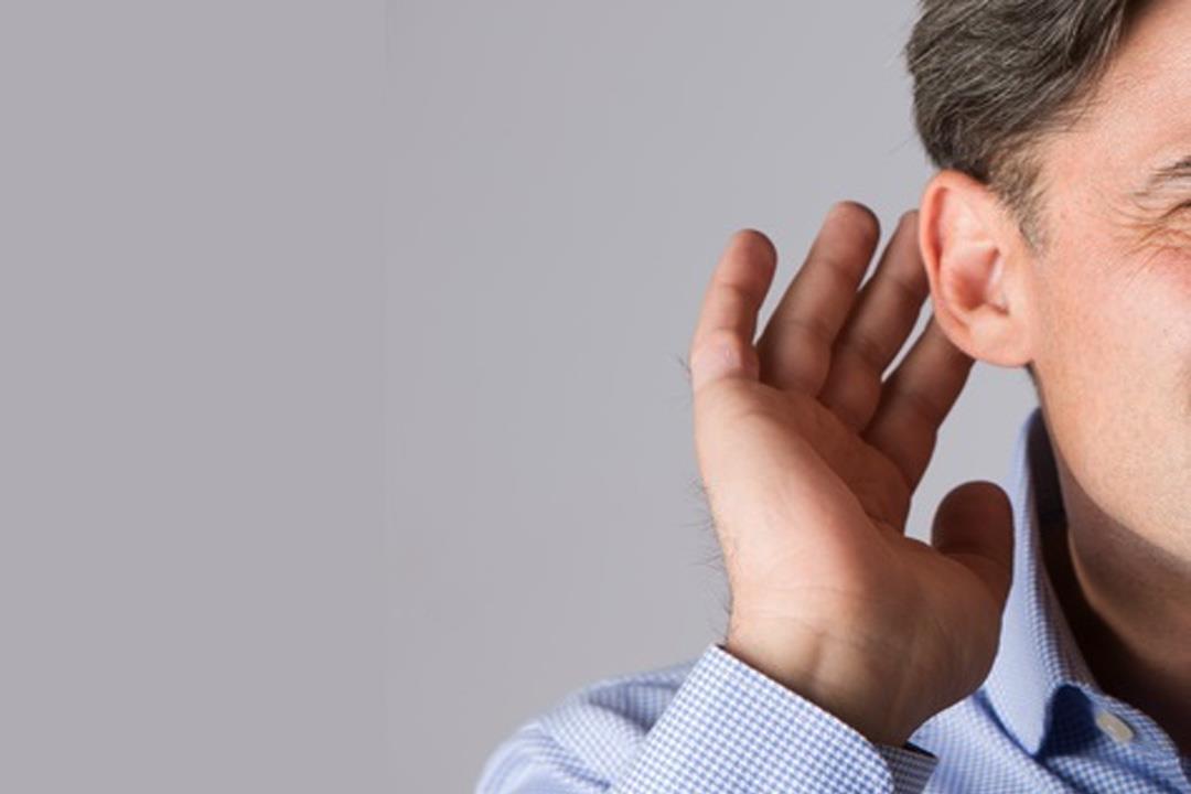 هل يؤثر ضعف السمع على صحة العقل؟