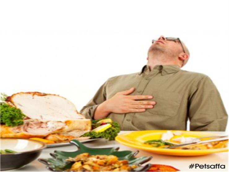 6 مشكلات قد تصيبك عند الإفراط في تناول الطعام