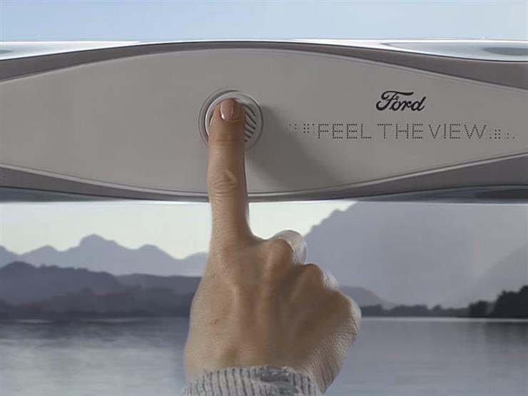 "فورد" تبتكر جهازا يساعد المكفوفين على استشعار المناظر عبر زجاج السيارة (فيديو)
