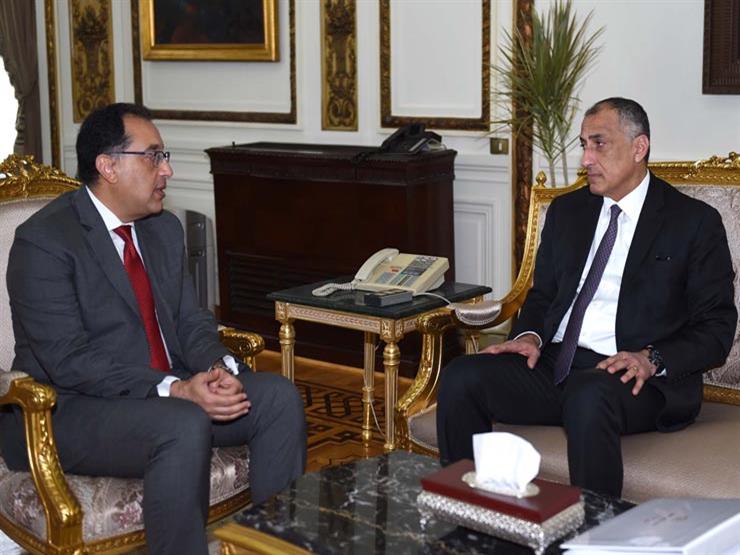"مدبولي" يستعرض استراتيجية البنك المركزي للأمن السيبراني وخدمات الدفع الإلكتروني "مدبولي" يستعرض استراتيجية البنك المركزي للأمن السيبراني وخدمات الدفع الإلكتروني