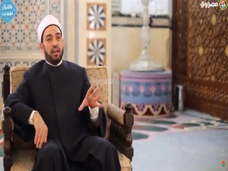 الحلقة (٢٠) من "بالقرآن اهتديت": ما حكم مشاهدة التلفزيون في رمضان؟
