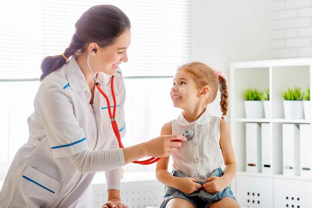 هؤلاء الأطفال عرضة لحساسيات الطعام والجلد والتنفس