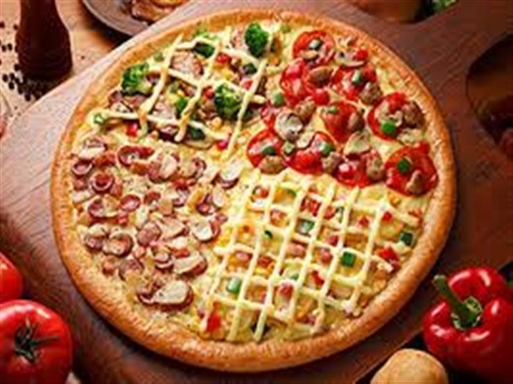 خبراء يحذرون من مخاطر البيتزا والبرجر: قد تسبب سرطان الأمعاء
