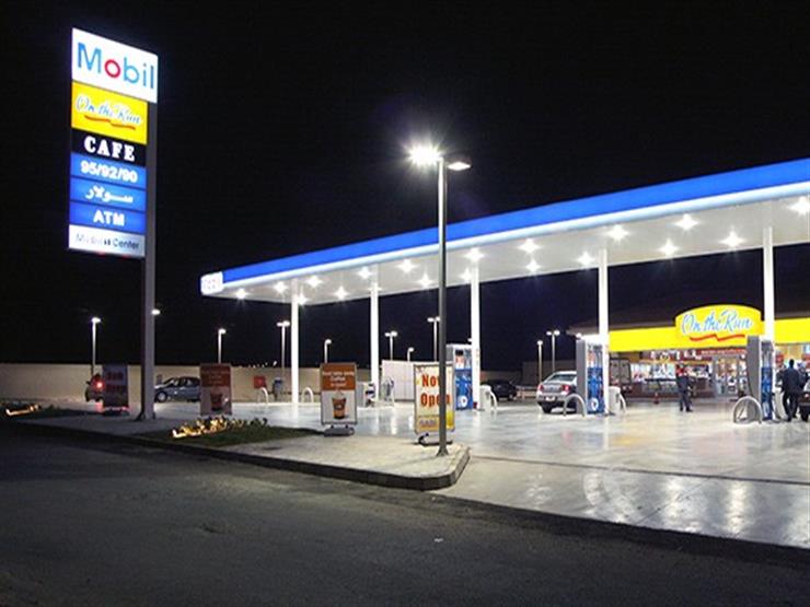 4 نصائح مهمة لـ"تفويل" السيارة في الصيف.. أبرزها "فوِّل بالليل متأخر"