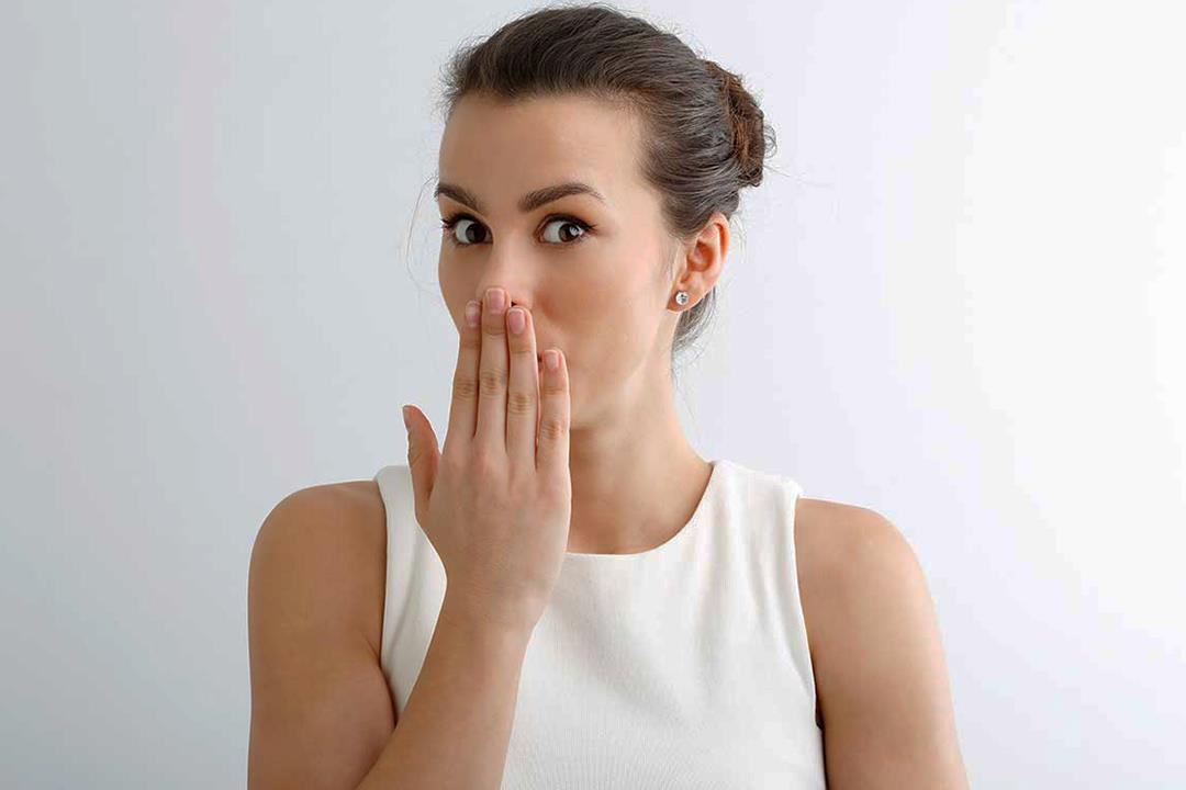 3 أمراض مزمنة تسبب رائحة الفم الكريهة.. هل يمكن التخلص منها؟