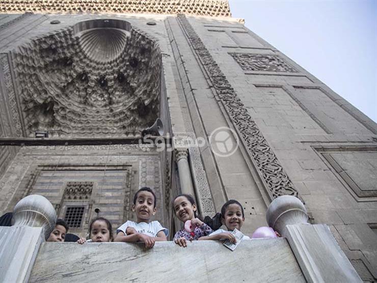 ألبوم صور| "العيد فرحة" في مسجد السلطان حسن