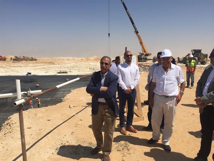 رئيس "العربية للعلوم" يبحث مع نائب وزير الإسكان إنشاء فرع للأكاديمية بالعلمين رئيس "العربية للعلوم" يبحث مع نائب وزير الإسكان إنشاء فرع للأكاديمية بالعلمين
