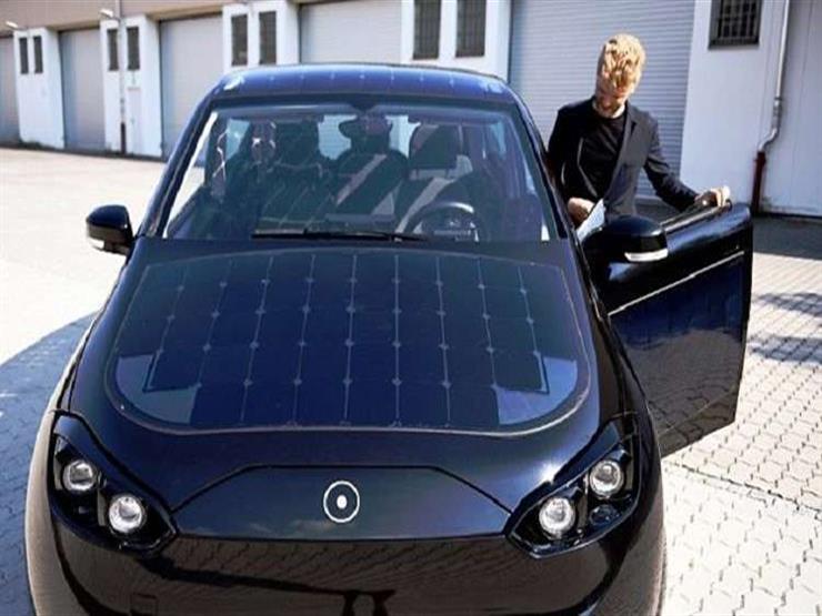 "سيون" سيارة كهربائية تعمل بالطاقة الشمسية وتستخدم الطحالب لتوفير هواءً نقيًا 