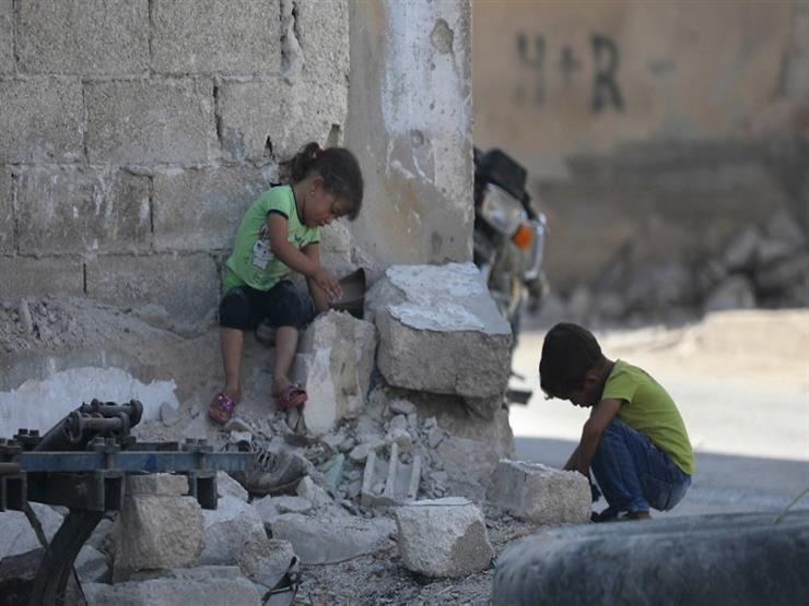 العالم في صور: الرئيسان الروسي والتركي يتفقان حول إدلب.. والأطفال يلهون في حطام المدن بسوريا