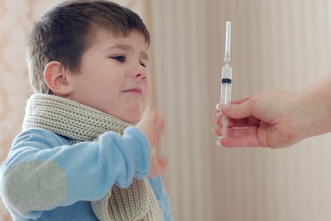 تطعيم الأنفلونزا ضروري للطفل في هذه الحالة.. إليك الجرعة المناسبة