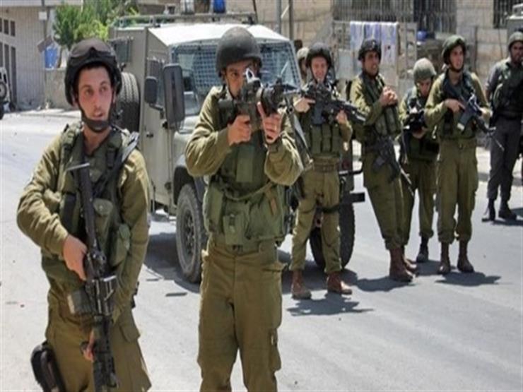 قناص إسرائيلي يطلق النار على كل من يتحرك قرب مستشفى بجنين