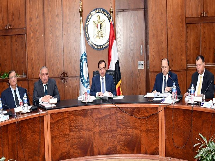 اعتماد الموازنة التخطيطية للشركة المصرية القابضة للبتروكيماويات للعام الجاري اعتماد الموازنة التخطيطية للشركة المصرية القابضة للبتروكيماويات للعام الجاري