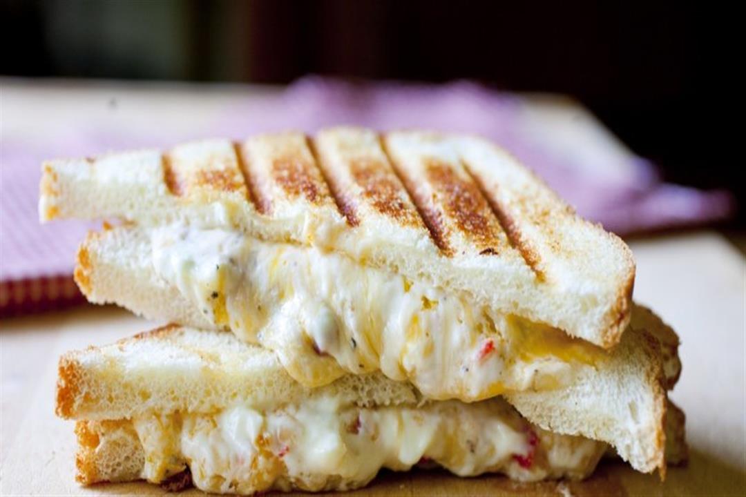 ساندوتش الجبنة