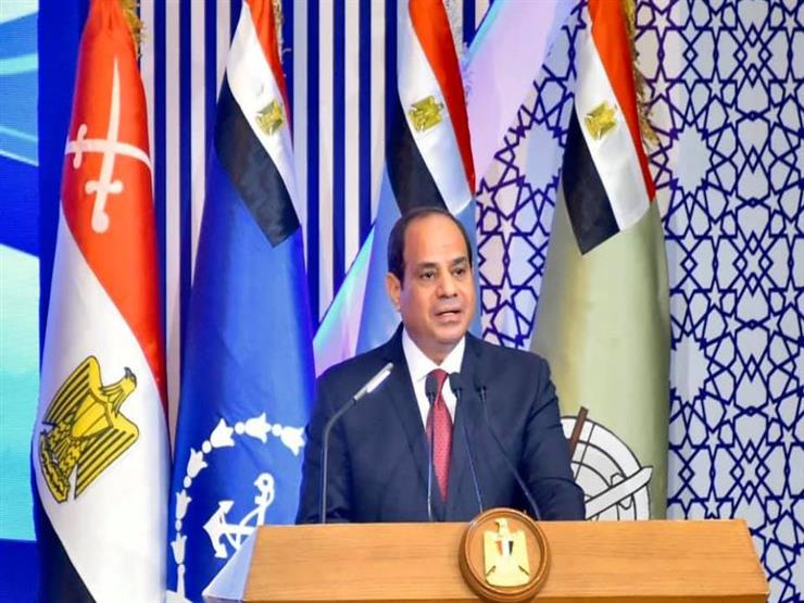 السيسي يوجه نصائح لخريجي "الطب العسكري": "أوعى تدخن أو تسيب الرياضة" السيسي يوجه نصائح لخريجي "الطب العسكري": "أوعى تدخن أو تسيب الرياضة"