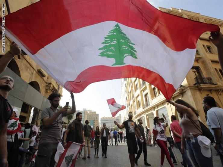 لبنان ينتفض.. ماذا يحدث؟