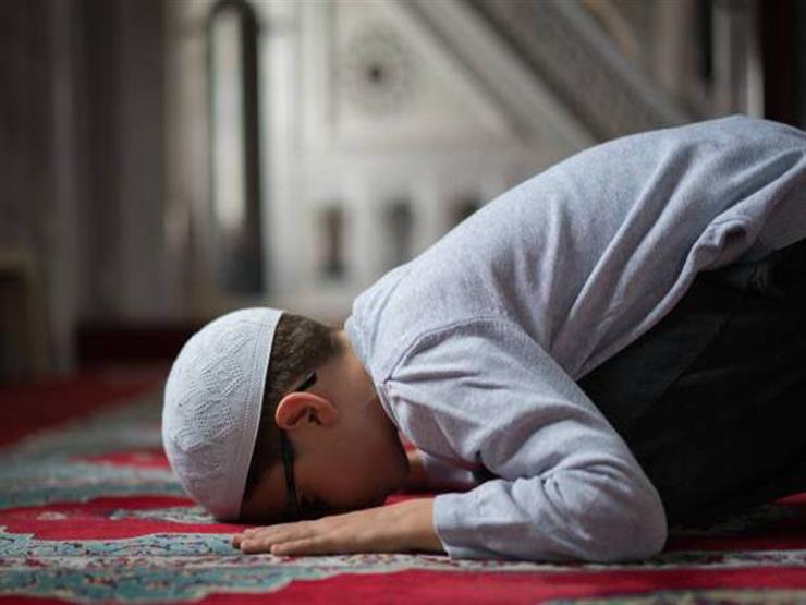 "البحوث الإسلامية": صلاة المرأة خلف إمام طفل جائزة بشروط.. تعرف عليها "البحوث الإسلامية": صلاة المرأة خلف إمام طفل جائزة بشروط.. تعرف عليها