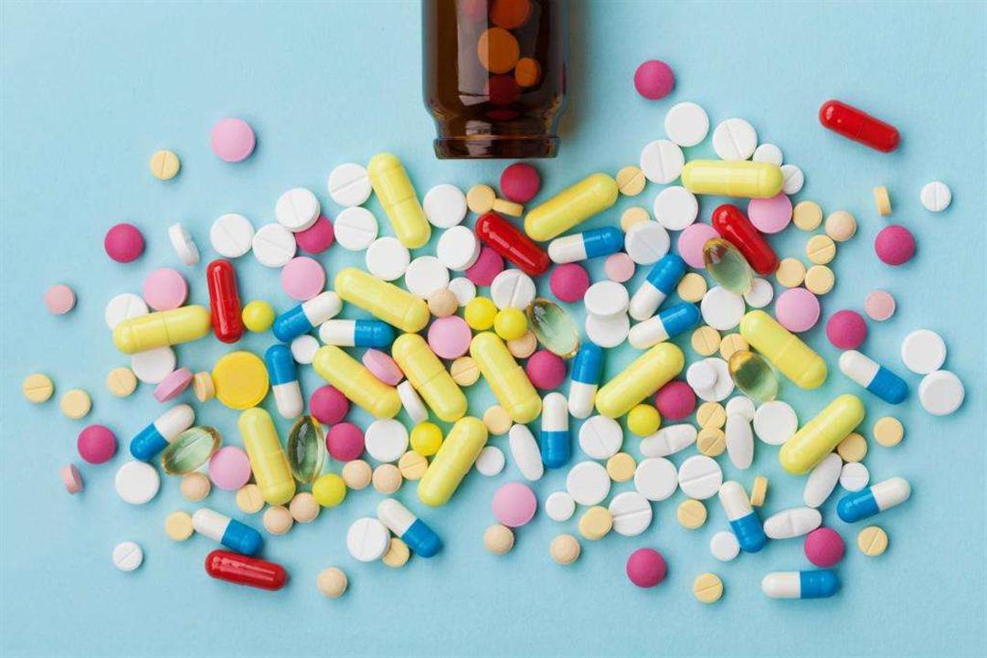 مخاطر جسيمة لتناول الأدوية دون استشارة الطبيب .. 14 فئة مهددة بها