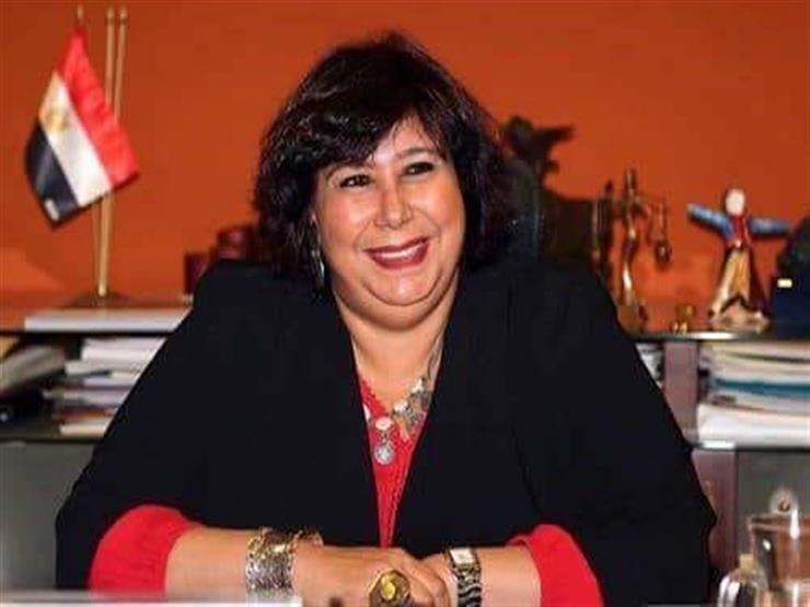 وزيرة الثقافة: أتمنى تعميم "كشك الموسيقى" في ميادين مصر