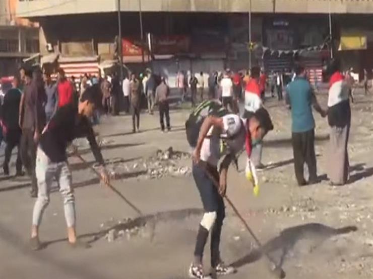بالفيديو.. شباب العراق ينظفون ساحة الخلاني بعد يوم عصيب من المواجهات