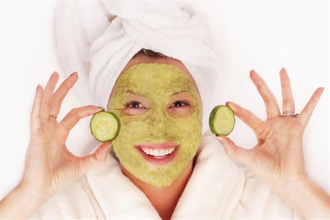 ماسك الخيار لتهدأه حروق الشمس